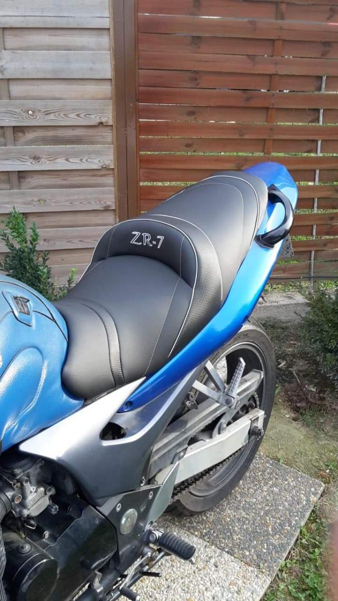 ZR-7S | ユーザーフォトライブラリー | 株式会社丸直 バイク事業部