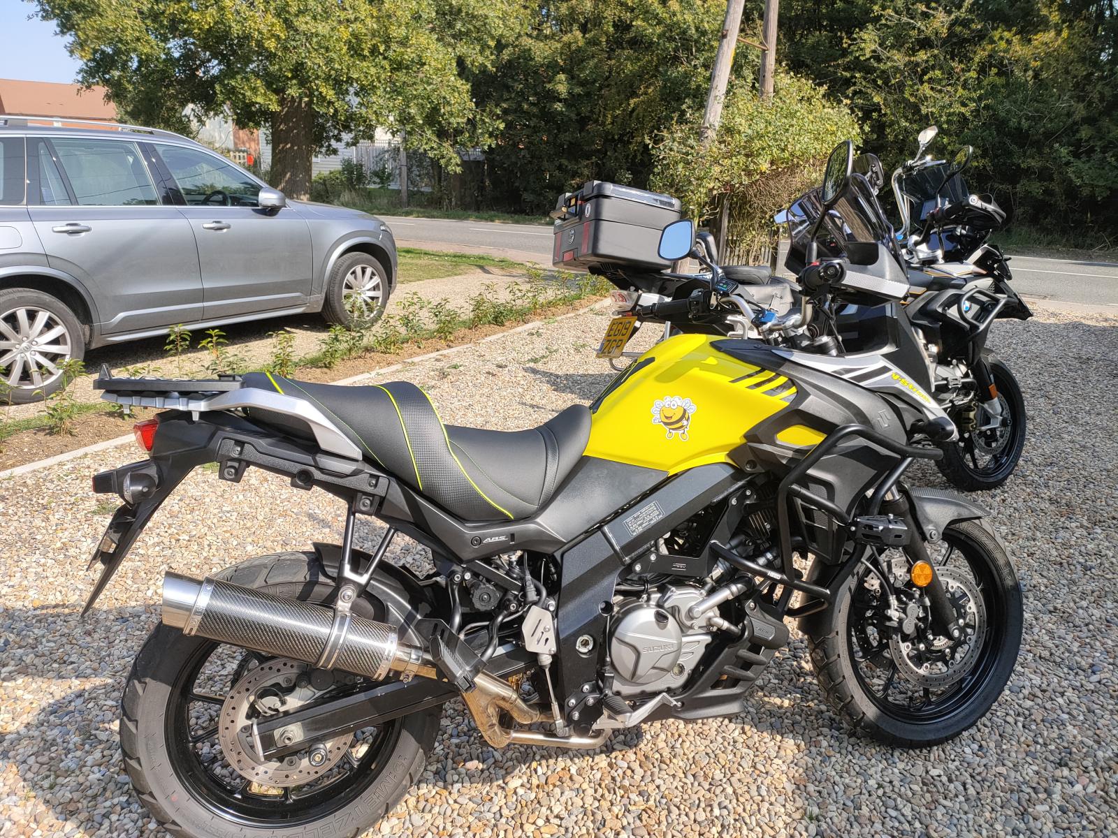 SUZUKI VSTROM 650 [>= 2017] Asientos, cubredepósitos