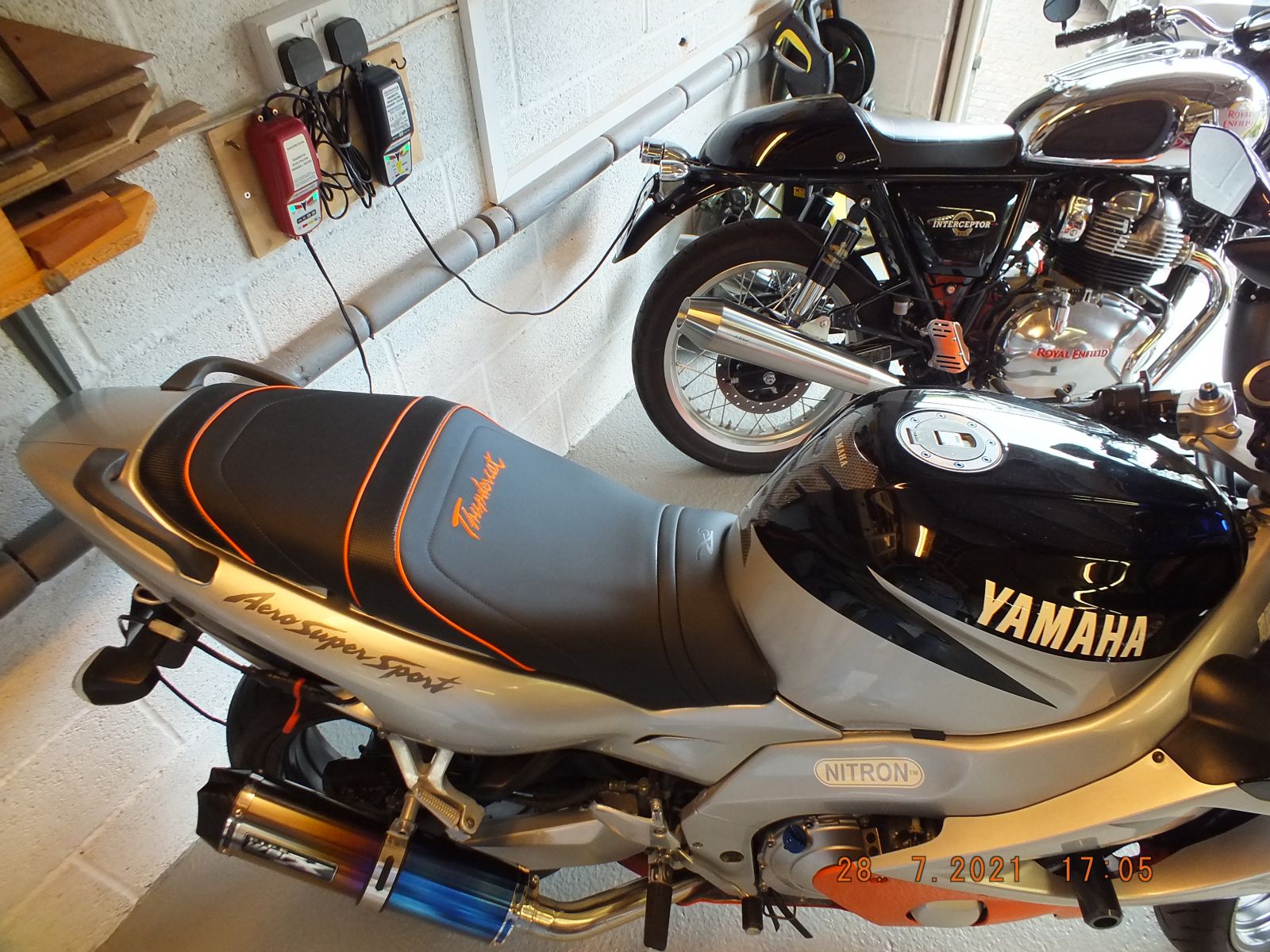 Housse de Selle pour Yamaha YZF 600 R Thundercat Tourtecs Antidérapante