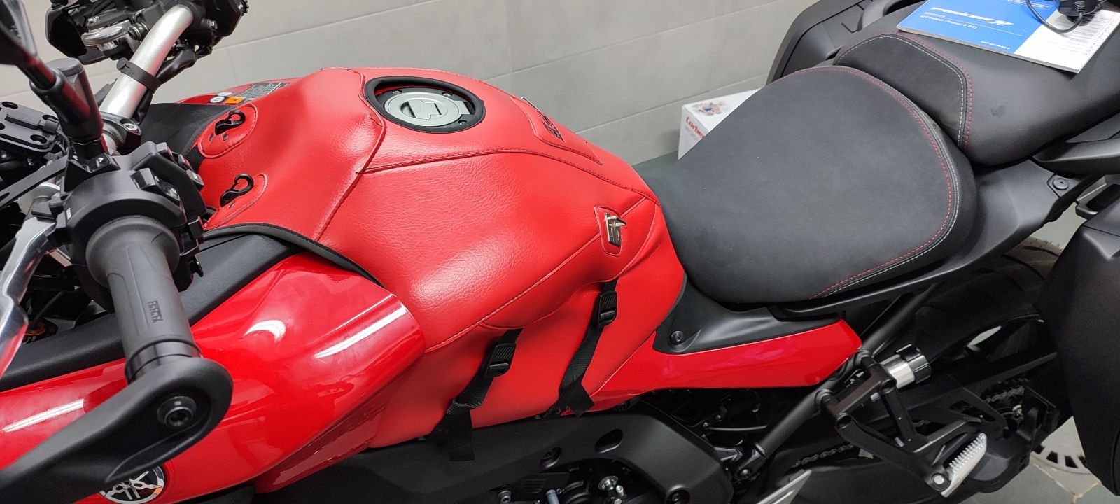 Protège-réservoir moto Bagster tdm 900 - Yamaha - Tapis de