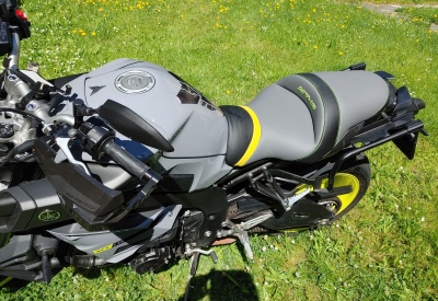 YAMAHA MT-10