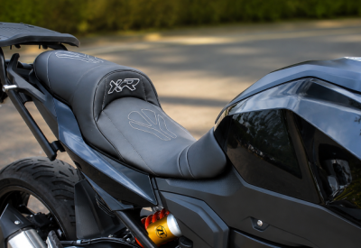 BMW F 900 XR taille basse [>=2020]