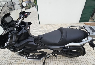 HONDA X-ADV 750
