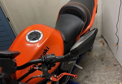 KAWASAKI ER-6