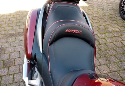 HONDA DEAUVILLE NTV 700