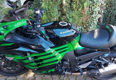 KAWASAKI ZZR 1400