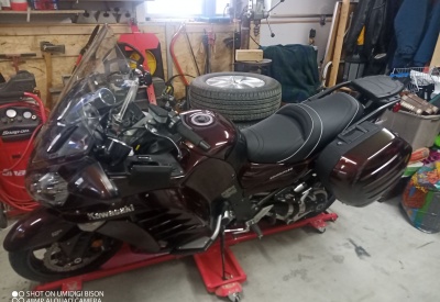 KAWASAKI GTR 1400