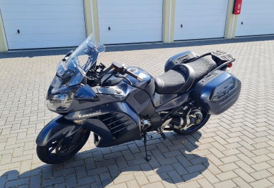 KAWASAKI GTR 1400