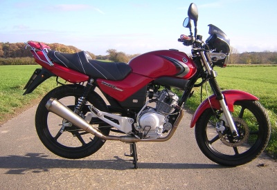 YAMAHA YBR 125
