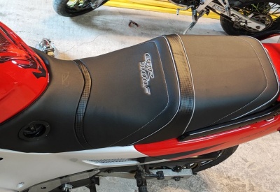 HONDA CBR 1000 F (SC 25)
