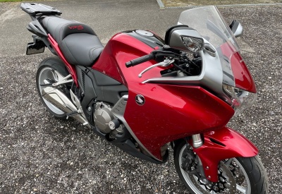 HONDA VFR 1200 F