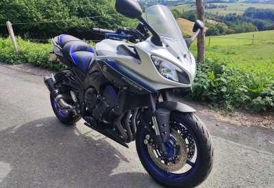 YAMAHA FZ8