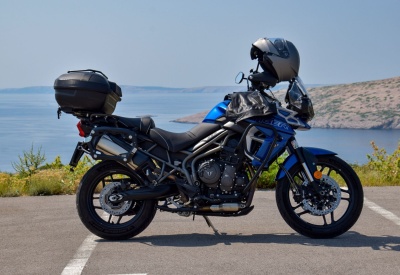 TRIUMPH TIGER 800