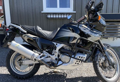 HONDA AFRICA TWIN XRV 750
