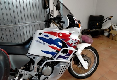 HONDA AFRICA TWIN XRV 750