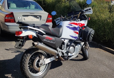 HONDA AFRICA TWIN XRV 750
