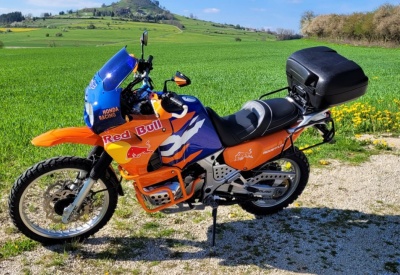 HONDA AFRICA TWIN XRV 750