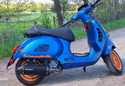 PIAGGIO VESPA GTS 300