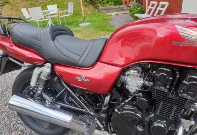 HONDA CB 750 SEVEN FIFTY
