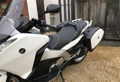 HONDA INTEGRA 700