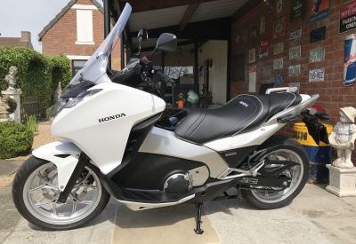 HONDA INTEGRA 700