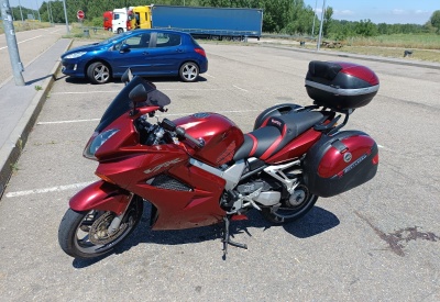 HONDA VFR 800 VTEC