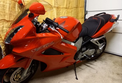 HONDA VFR 800 VTEC [>=2002]