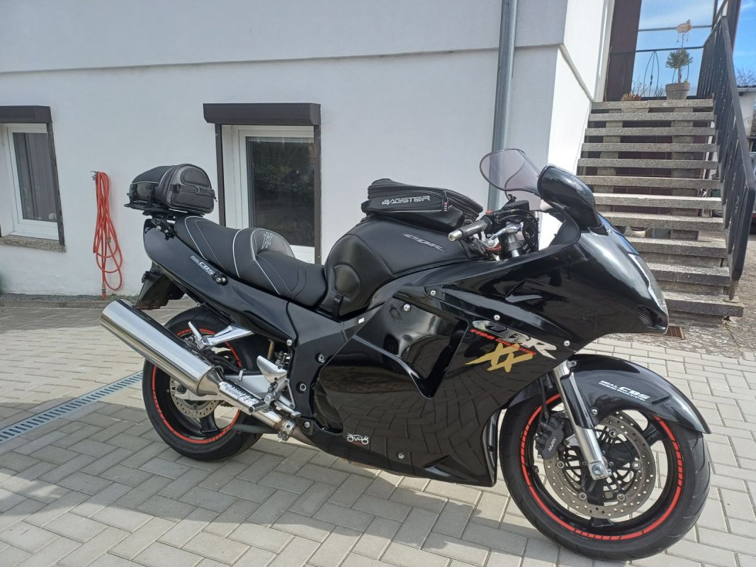 HONDA CBR 1100 XX