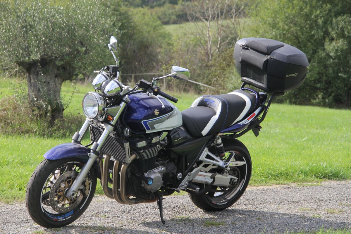 SUZUKI GSX 1400