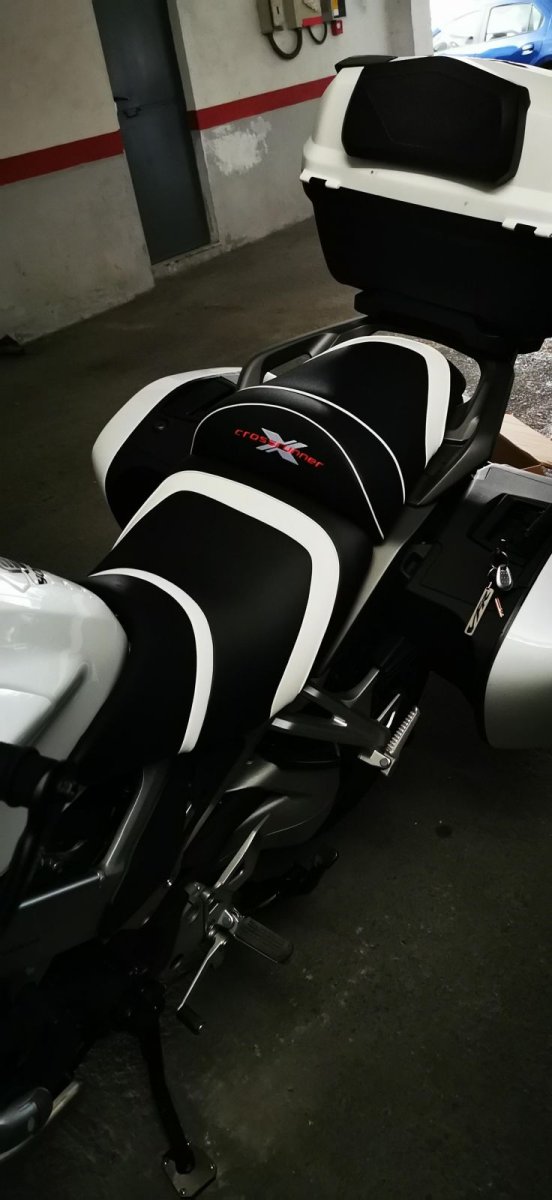 HONDA CROSSRUNNER VFR 800 X