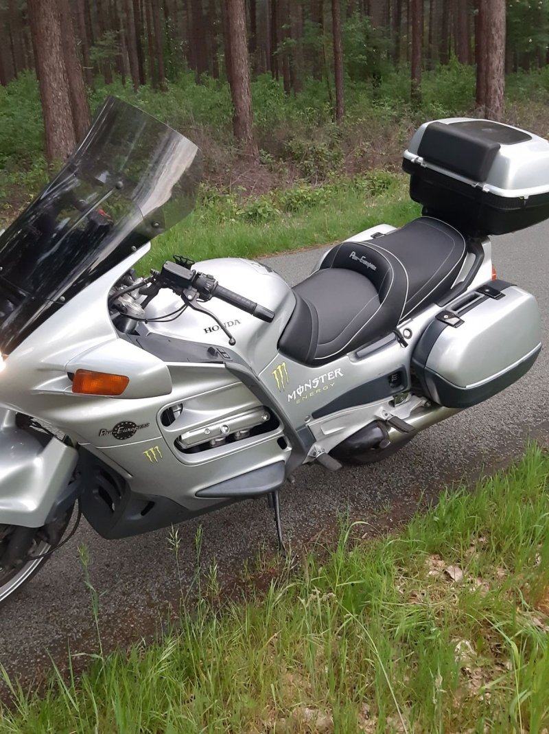 HONDA PAN EUROPEAN ST 1100