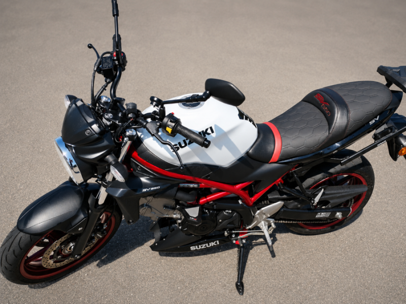 SUZUKI SV 650
