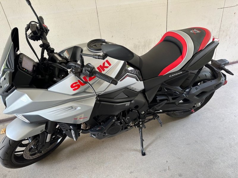 SUZUKI KATANA
