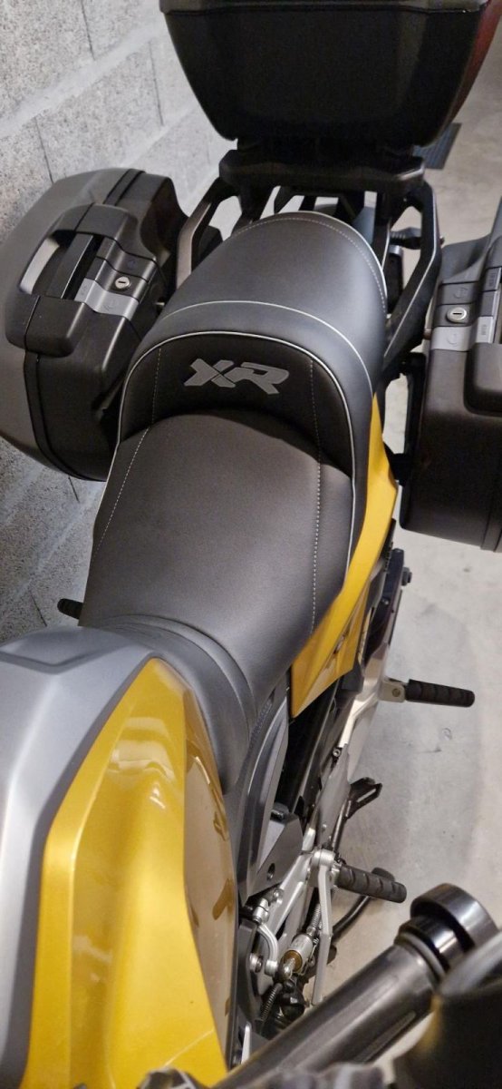 BMW F 900 XR
