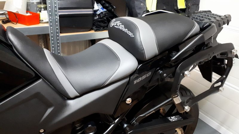SUZUKI V-STROM 1050