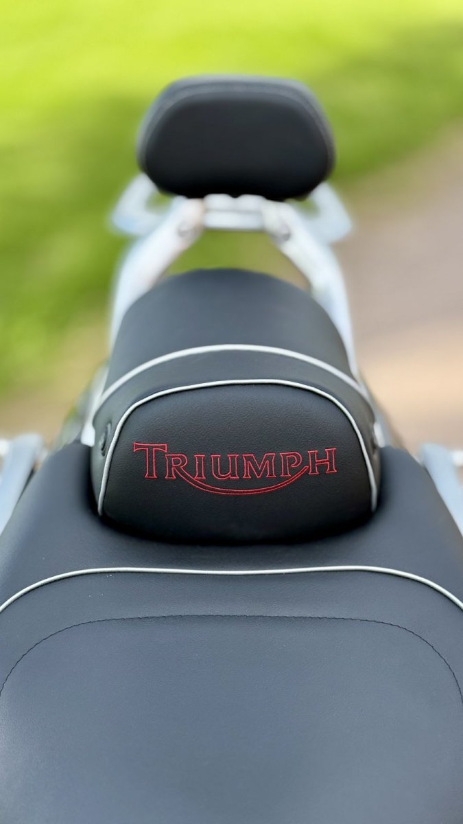 TRIUMPH ROCKET III GT