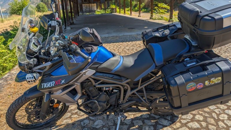 TRIUMPH TIGER 800 XC