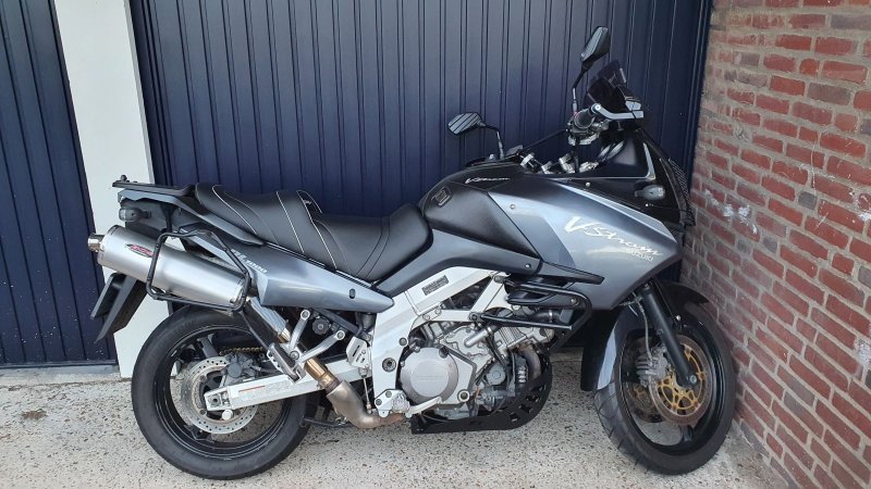 SUZUKI V-STROM DL 1000