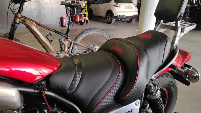 YAMAHA V-MAX 1200