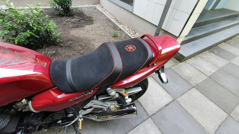 YAMAHA XJR 1200