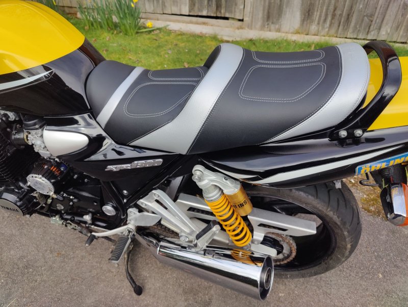 YAMAHA XJR 1300