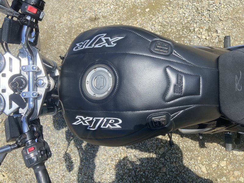 YAMAHA XJR 1300