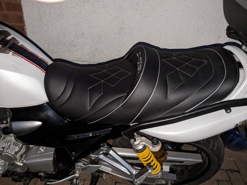 YAMAHA XJR 1300