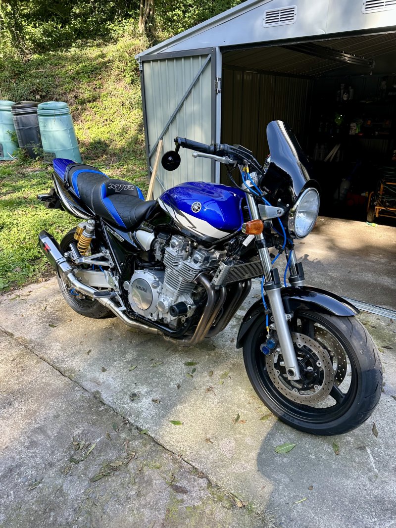 YAMAHA XJR 1300