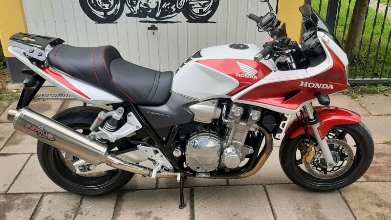 HONDA CB 1300