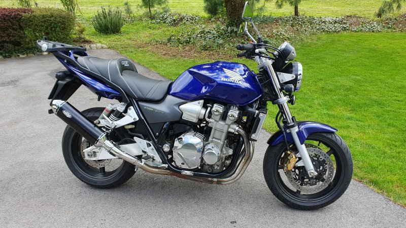 HONDA CB 1300