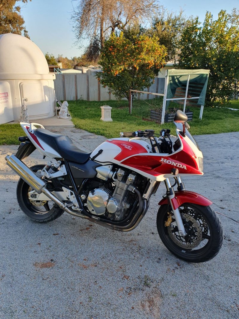HONDA CB 1300