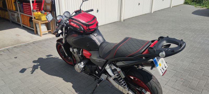 HONDA CB 1300