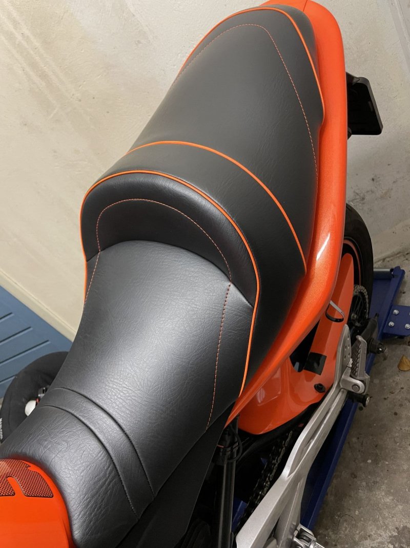 KAWASAKI ER-6