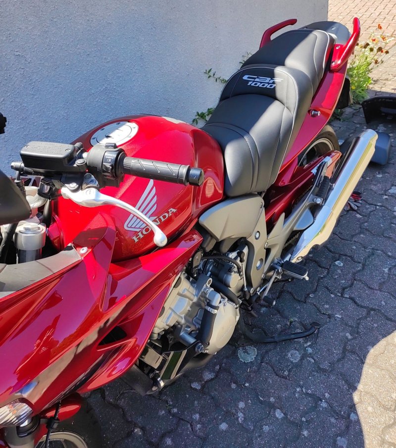 HONDA CBF 1000